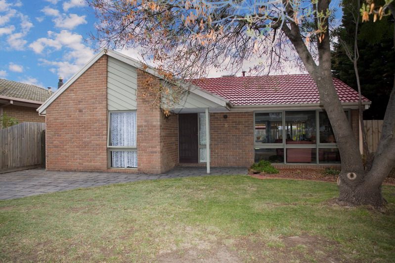 8 Solway Court, EPPING VIC 3076