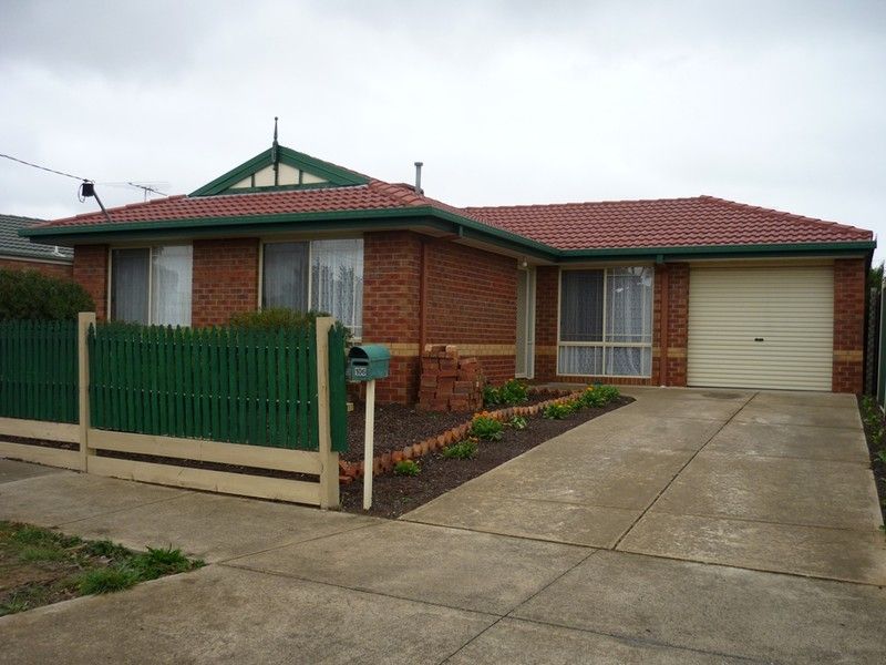 106  Rosella Ave,, WERRIBEE VIC 3030