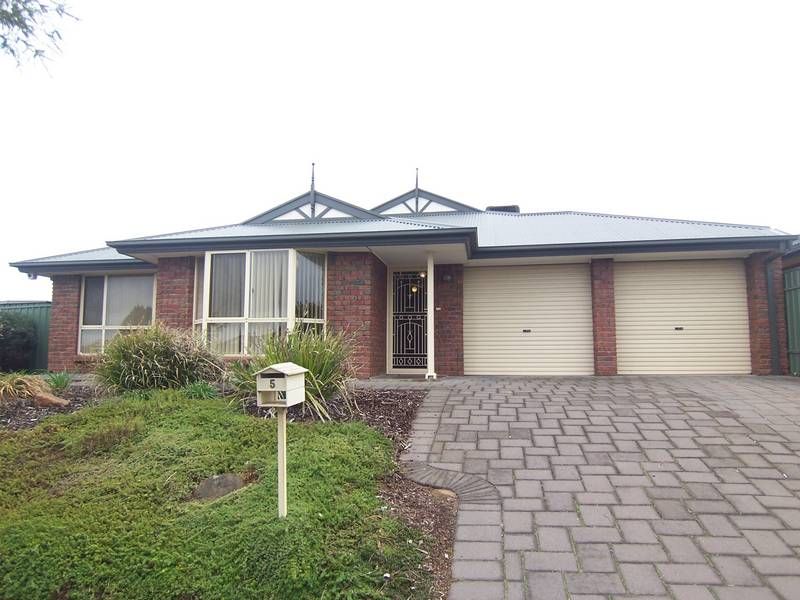 5 Farmhouse Avenue, WALKLEY HEIGHTS SA 5098