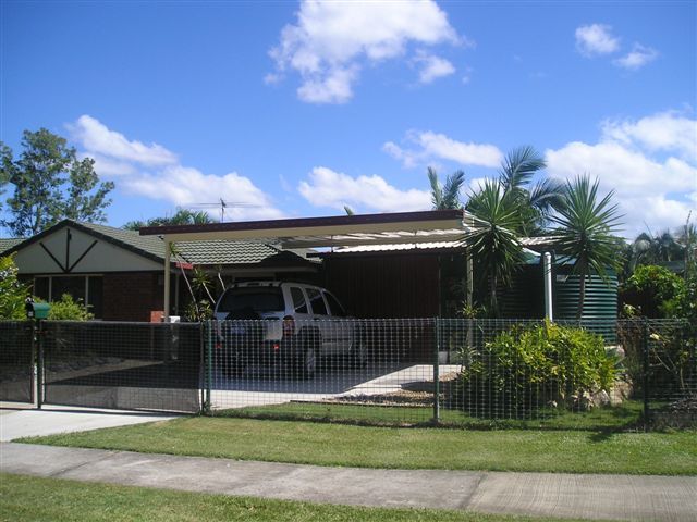 11 Clarence Street, WATERFORD WEST QLD 4133