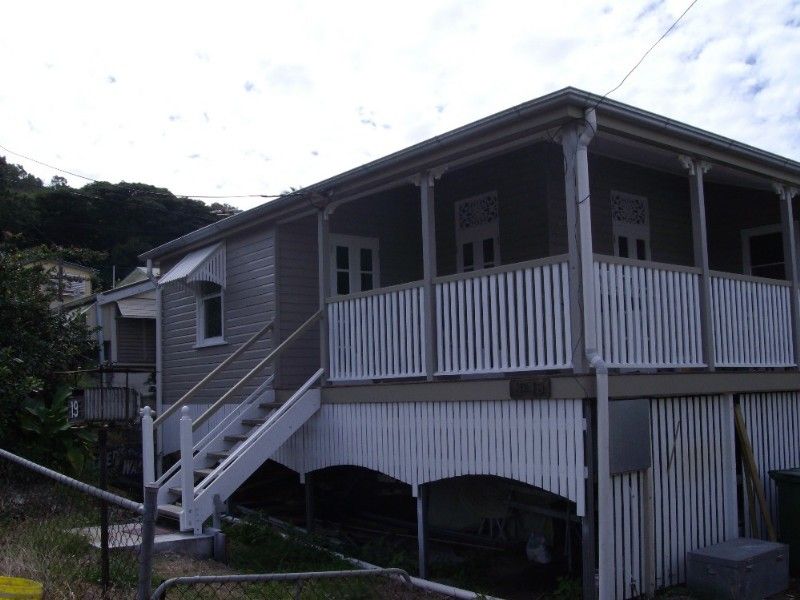19 Fletcher Street, TOWNSVILLE CITY QLD 4810