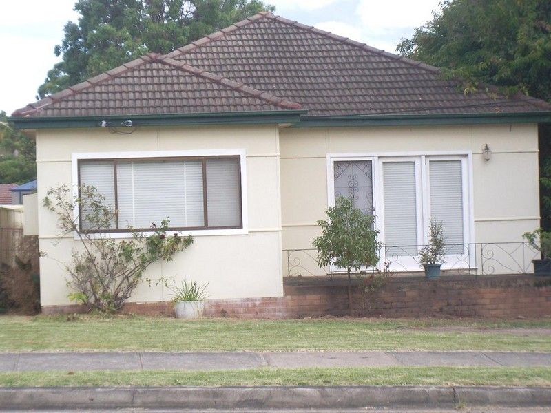 41 Ferndale Road, REVESBY NSW 2212