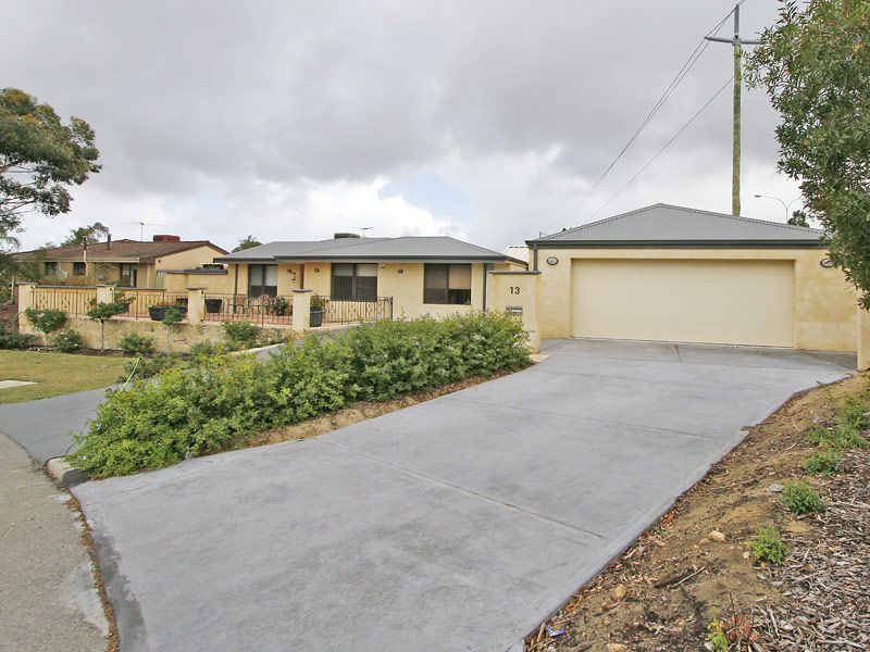 13 Lombard Street, LEEMING WA 6149