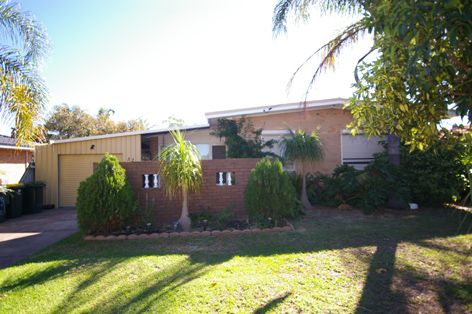 32 Ellerby Way, KOONDOOLA WA 6064
