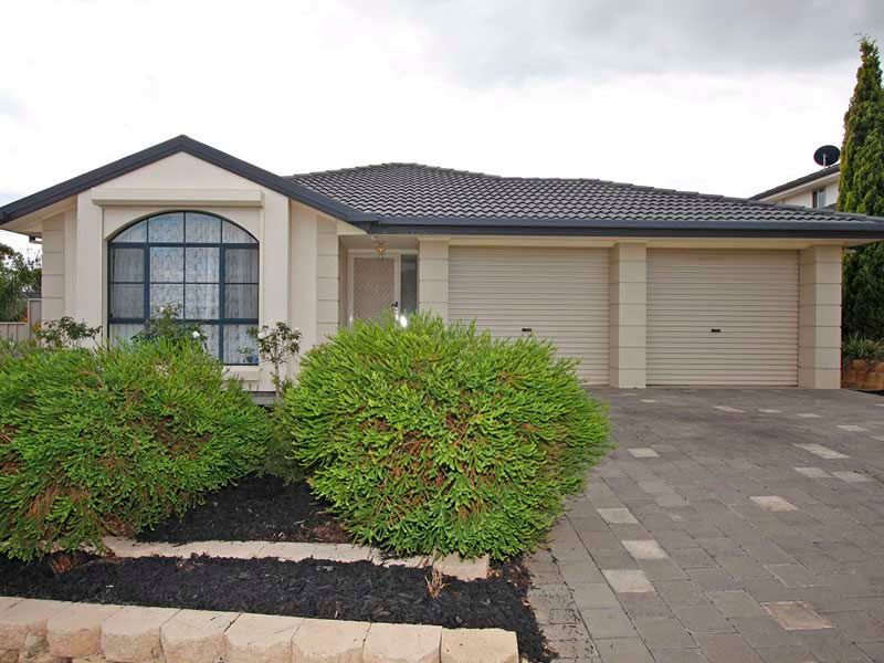 13 Hazeltine Drive, SEAFORD RISE SA 5169