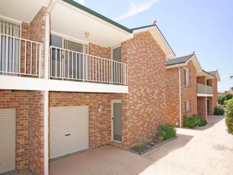 19 Bay Road, THE ENTRANCE NSW 2261