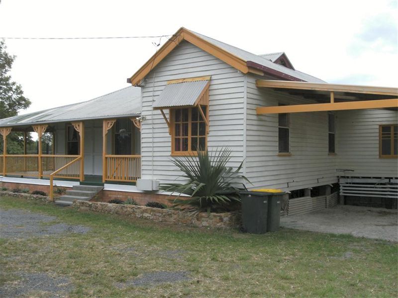 208 Lower Mountain Road, DUNDOWRAN QLD 4655