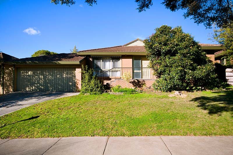 12 Ferndell Crescent, TEMPLESTOWE VIC 3106