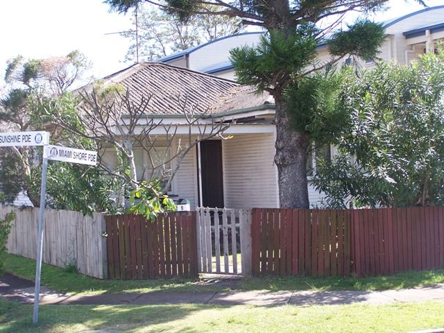 9 Miami Shore Parade, MIAMI QLD 4220