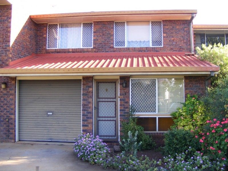 88 Anzac Avenue, NEWTOWN QLD 4350