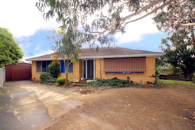 24 Naranga Crescent, FRANKSTON VIC 3199