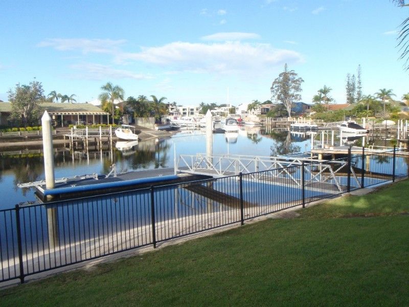 4 Barton Street, Bardon, QLD, 4065