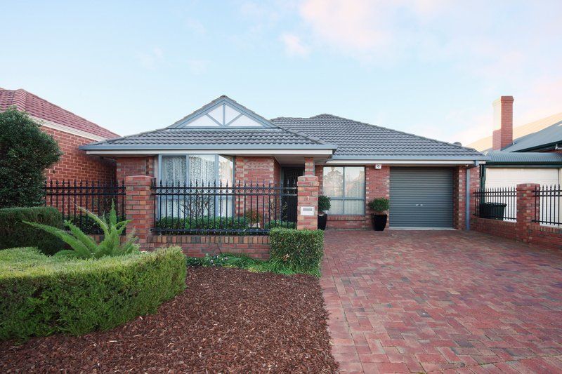 1 Hansen Circuit, RENOWN PARK SA 5008