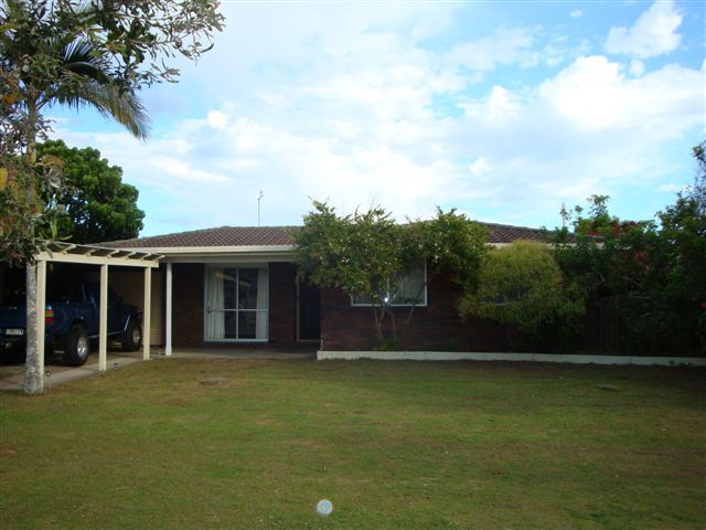 4 Palkana Drive, WARANA QLD 4575