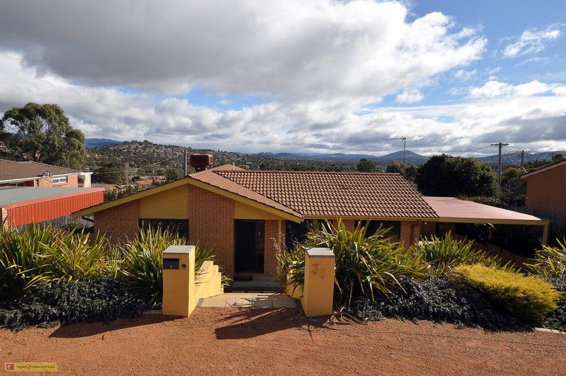 36 Freda Gibson Circuit, THEODORE ACT 2905