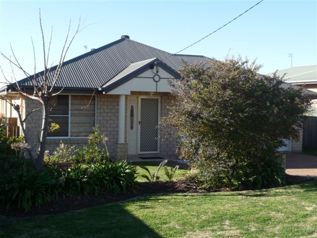 16 Fay Court, KEARNEYS SPRING QLD 4350