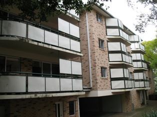 18-20 Thomas May Place, WESTMEAD NSW 2145