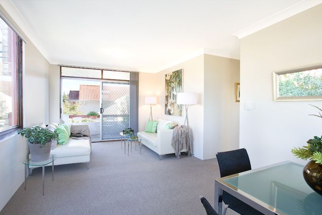 60 Hampden Road, RUSSELL LEA NSW 2046