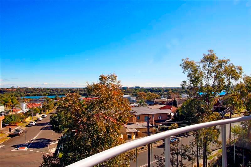 1A  Hilly Street, MORTLAKE NSW 2137