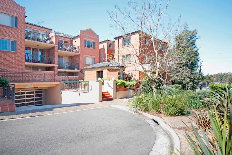 39-41 Railway Parade, ENGADINE NSW 2233