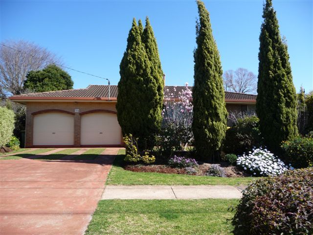 133 Ramsay Street, CENTENARY HEIGHTS QLD 4350
