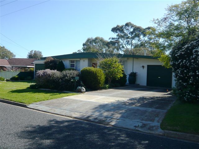 6 Victoria Drive, MODBURY SA 5092
