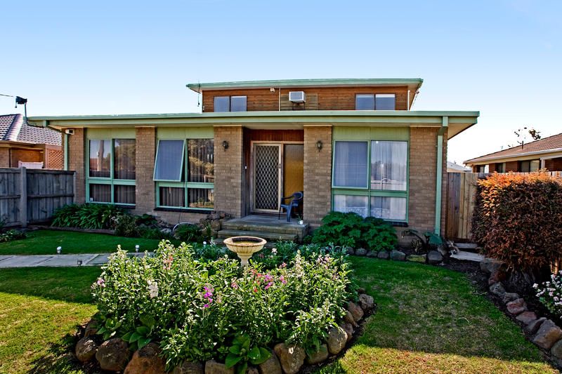 13 Durran Street, ST ALBANS PARK VIC 3219