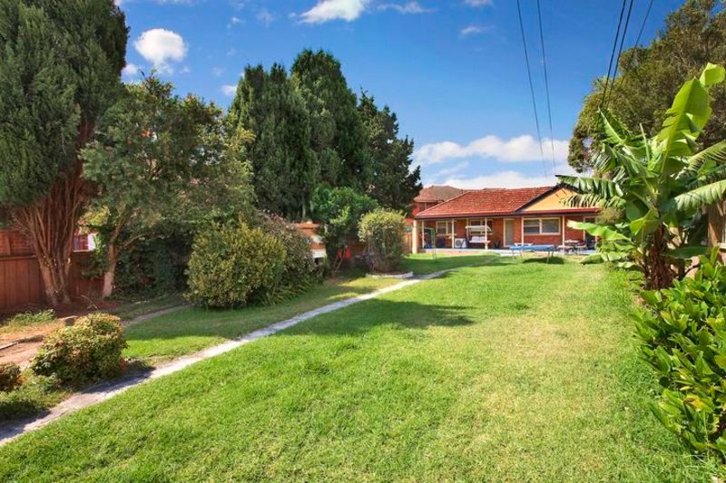 2A Gallipoli Street, CONCORD NSW 2137