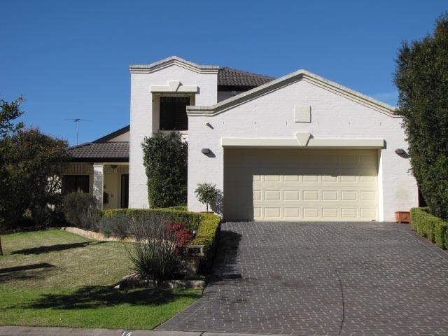 14 Stratheden Avenue, BEAUMONT HILLS NSW 2155