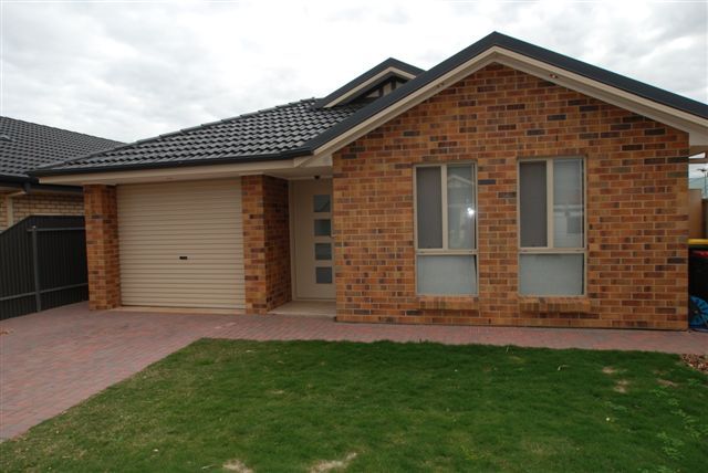 15 Hoadley Street, SALISBURY NORTH SA 5108