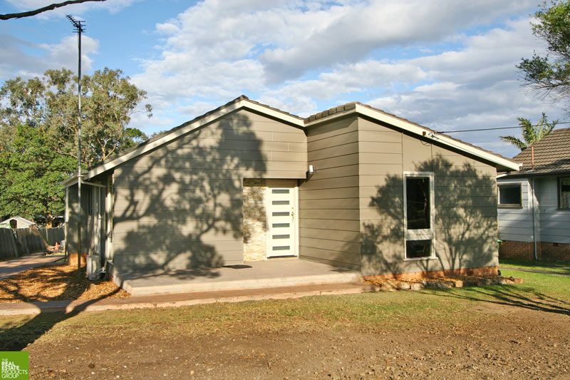 49  Leawarra Avenue, BARRACK HEIGHTS NSW 2528