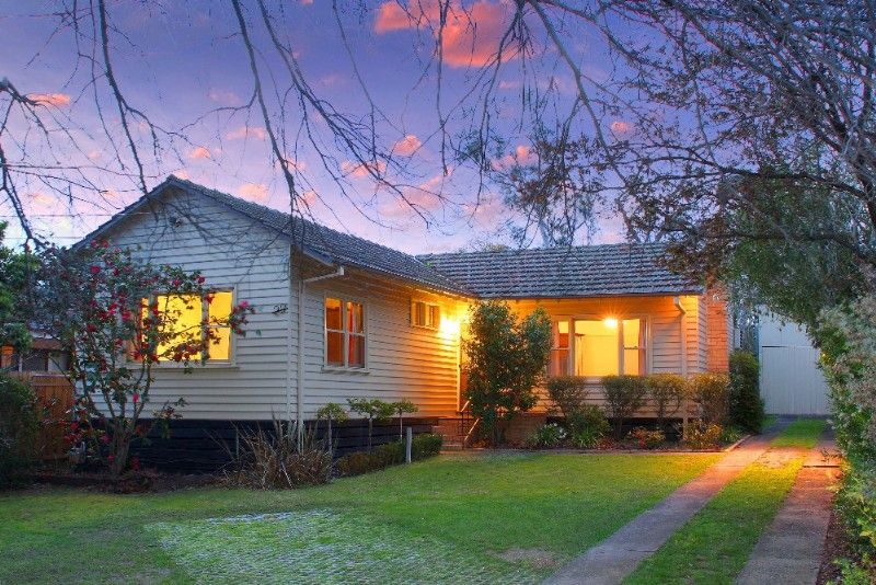 29 Devonshire Road, WATSONIA VIC 3087