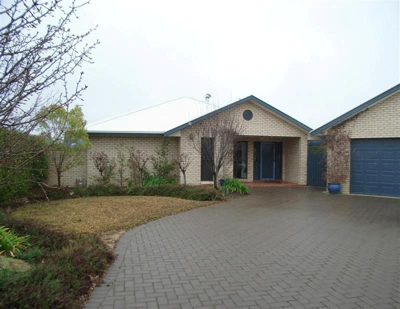 7 Culgoa Court, DUBBO NSW 2830
