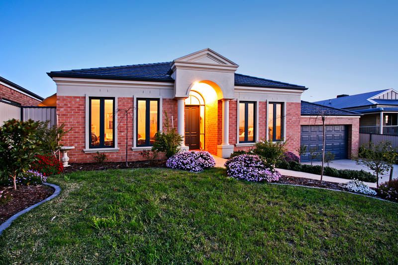 13 Jean Place, GROVEDALE VIC 3216