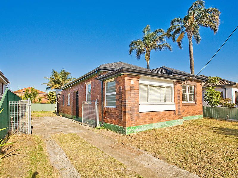 5 Mutch Avenue, KYEEMAGH NSW 2216