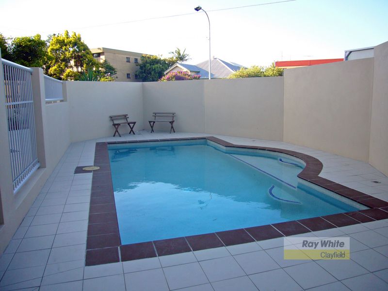 102 Melton Road, NUNDAH QLD 4012