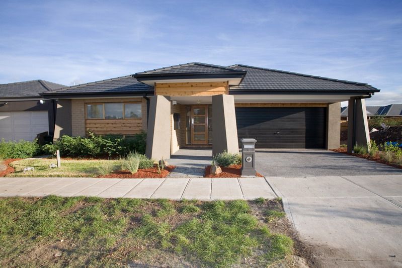 8 Creeds Farm Lane, EPPING VIC 3076