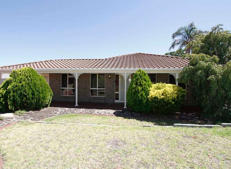 11 Lennon Drive, WOODCROFT SA 5162