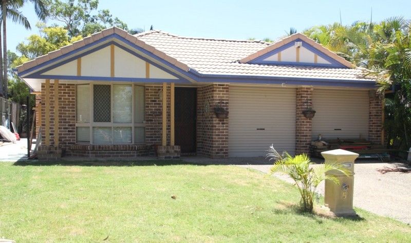 5 Mitchell Place, FOREST LAKE QLD 4078