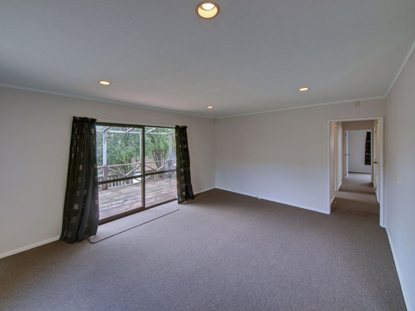 3/4 Coxhead Road, Manurewa, Manukau City