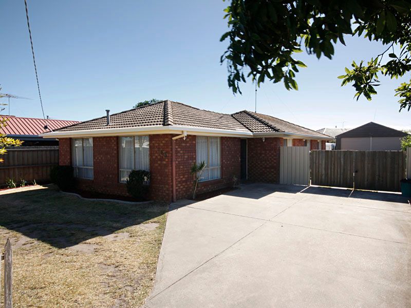 163 Torquay Road, GROVEDALE VIC 3216