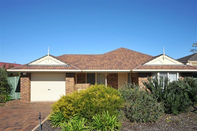 6 Avenger Place, WALKLEY HEIGHTS SA 5098