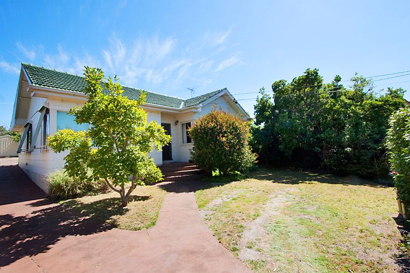 1 Booker Street, CHELTENHAM VIC 3192
