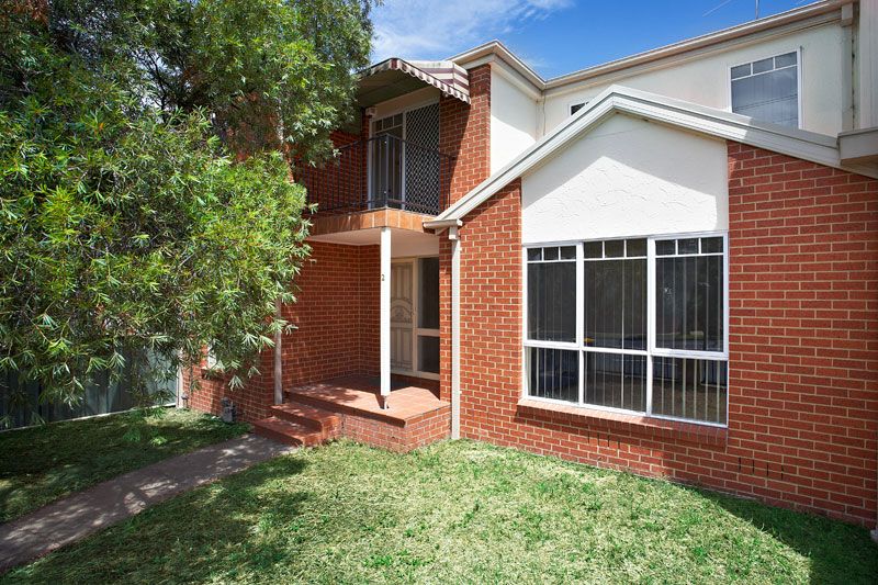 73 Spring Street, PRESTON VIC 3072