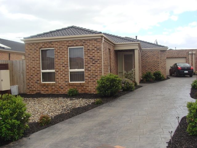 9 Saddle Wynd, TRUGANINA VIC 3029