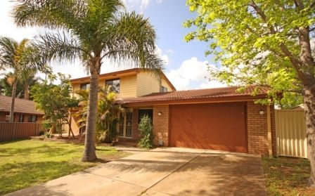 6 Solero Place, ESCHOL PARK NSW 2558