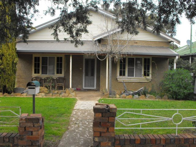 77 Dalton Street, PARKES NSW 2870