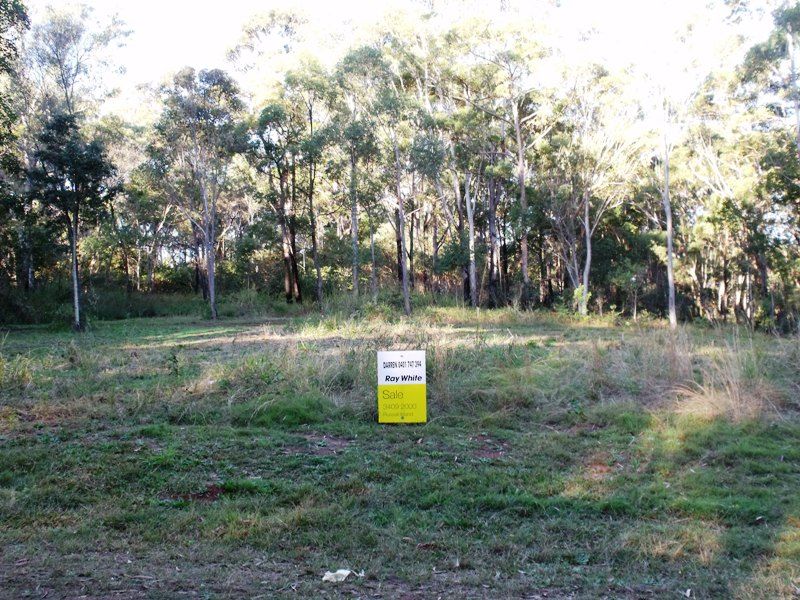 12 Blaxland Street, RUSSELL ISLAND QLD 4184