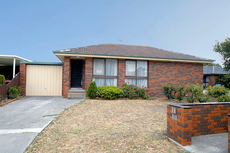 11 Nicole Avenue, SPRINGVALE SOUTH VIC 3172