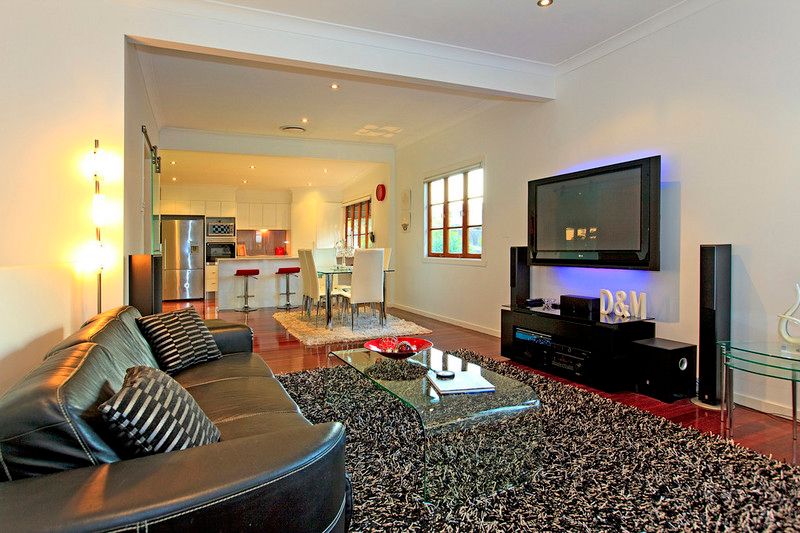 73 Pashen Street, MORNINGSIDE QLD 4170